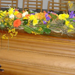 77. Trauerschmuck - Blumenhaus Lindenblüte in Dresden 77. Trauerschmuck - Blumenhaus Lindenblüte in Dresden